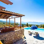Villa Aetos Vasilikiádhes
